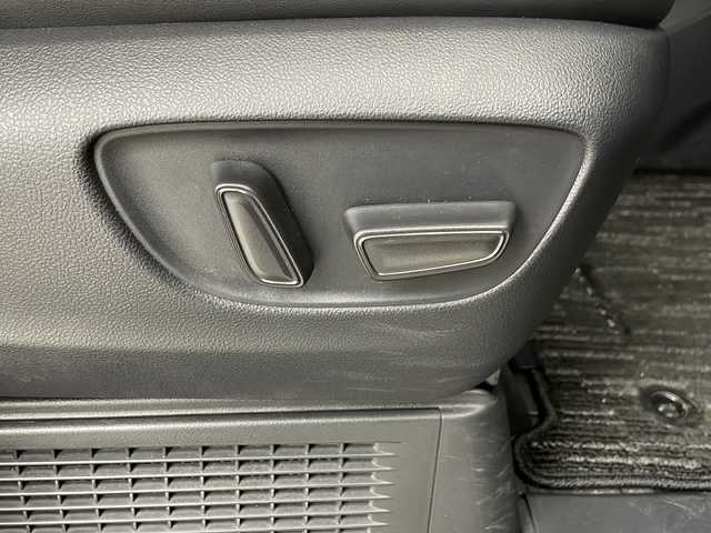 トヨタ アルファードハイブリット Z 埼玉県 2024(令6)年 1.9万km ブラック 純正13.2型有機EL後席モニター/純正ディスプレイオーディオ/(Bluetooth/HDMI/USB/AM/FM)/地デジフルセグ/全方位カメラ/前後ドライブレコーダー/ETC2.0/デジタルインナーミラー/アダプティブクルーズコントロール/ブラインドスポットモニター/車線逸脱警報/衝突軽減ブレーキ/オートマチックハイビーム/クリアランスソナー/AC100V/パワーバックドア/シートメモリー/置くだけ充電/ステアリングヒーター/前席・2列目シートヒーター・ベンチレーション/電子パーキングシステム/ブレーキホールド/MTモード付AT/プッシュスタート/ステアリングリモコン/ウィンカー・電動格納ミラー/フロントフォグランプ/ロールサンシェード/純正フロアマット/純正18インチアルミホイール