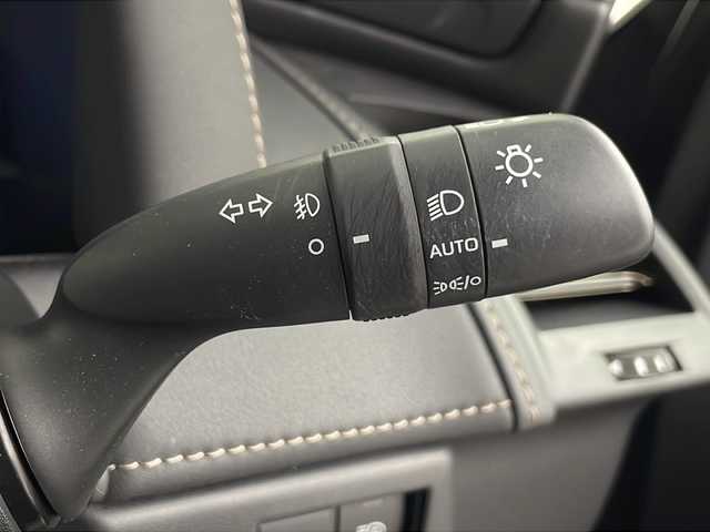 トヨタ アルファードハイブリット Z 埼玉県 2024(令6)年 1.9万km ブラック 純正13.2型有機EL後席モニター/純正ディスプレイオーディオ/(Bluetooth/HDMI/USB/AM/FM)/地デジフルセグ/全方位カメラ/前後ドライブレコーダー/ETC2.0/デジタルインナーミラー/アダプティブクルーズコントロール/ブラインドスポットモニター/車線逸脱警報/衝突軽減ブレーキ/オートマチックハイビーム/クリアランスソナー/AC100V/パワーバックドア/シートメモリー/置くだけ充電/ステアリングヒーター/前席・2列目シートヒーター・ベンチレーション/電子パーキングシステム/ブレーキホールド/MTモード付AT/プッシュスタート/ステアリングリモコン/ウィンカー・電動格納ミラー/フロントフォグランプ/ロールサンシェード/純正フロアマット/純正18インチアルミホイール