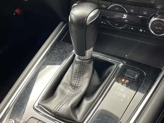 マツダ ＣＸ－８ XD 群馬県 2018(平30)年 6万km ジェットブラックマイカ 純正メーカーオプション７型ナビ　フルセグＴＶ　バックカメラ　衝突被害軽減システム　ブラインドスポットモニター　アダプティブクルーズコントロール　ステアリングスイッチ　ＬＥＤライト　ＥＴＣ　禁煙車