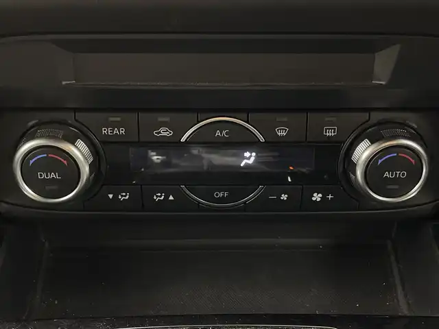 マツダ ＣＸ－８ XD 群馬県 2018(平30)年 6万km ジェットブラックマイカ 純正メーカーオプション７型ナビ　フルセグＴＶ　バックカメラ　衝突被害軽減システム　ブラインドスポットモニター　アダプティブクルーズコントロール　ステアリングスイッチ　ＬＥＤライト　ＥＴＣ　禁煙車