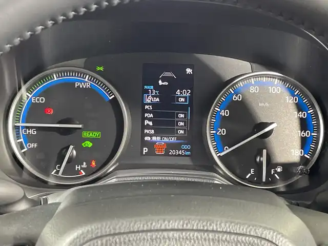 トヨタ ヴォクシー ハイブリッド S－G 神奈川県 2024(令6)年 2.1万km ホワイトパールクリスタルシャイン 純正10.5インチディスプレイオーディオ　コネクテッドナビ/AM　FM　フルセグ　DVD　CD　USB　Bluetooth　Miracast/バックカメラ/両側パワースライドドア/トヨタセーフティセンス/ビルトインETC/レーダークルーズコントロール/純正LEDヘッドライト/オートライト/オートマチックハイビーム/オートレベライザー/革巻きステアリング/ステアリングリモコン/オートホールド/ISOFIX対応/スマートキー/スペアキー/純正フロアマット/リアドアサンシェード/純正１６インチアルミホイール付きサマータイヤ/レーンディパーチャーアラート/プリクラッシュセーフティ/プロアクティブドライビングアシスト/ロードサインアシスト/パーキングサポートブレーキ/純正フロアマット/W＋サイドエアバッグ/盗難防止装置