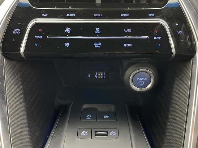 トヨタ ハリアー ハイブリッド Z レザーパッケージ 秋田県 2020(令2)年 3.4万km スレートグレーメタリック 4WD/純正ナビ/フルセグTV/AM/FM/Bluetooth　/バックカメラ　/プリクラッシュセーフティ　/ＪＢＬサウンド　/レザーシート　/ＢＳＭ　/ＨＵＤ　/前席シートヒーター　/前席エアーシート　/前席パワーシート　/レーダークルーズコントロール　/LEDヘッドライト　/電動リアゲート/運転席メモリ機能/オートホールド/電動パーキング/nanoeX