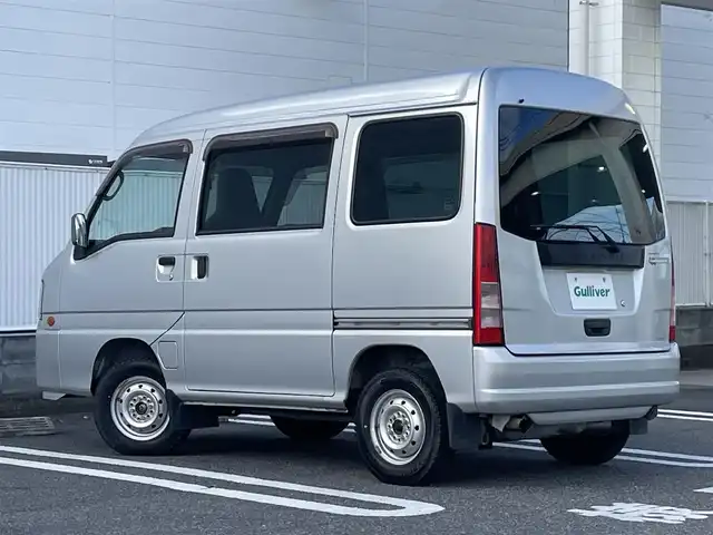 スバル サンバー トランスポーター 群馬県 2011(平23)年 6.8万km スターリングシルバー 純正オーディオ/（CD/ラジオ）/ETC/ハロゲンライト/ヘッドライトレベライザー/パワーウィンドウ/ドアバイザー/純正ゴムマット