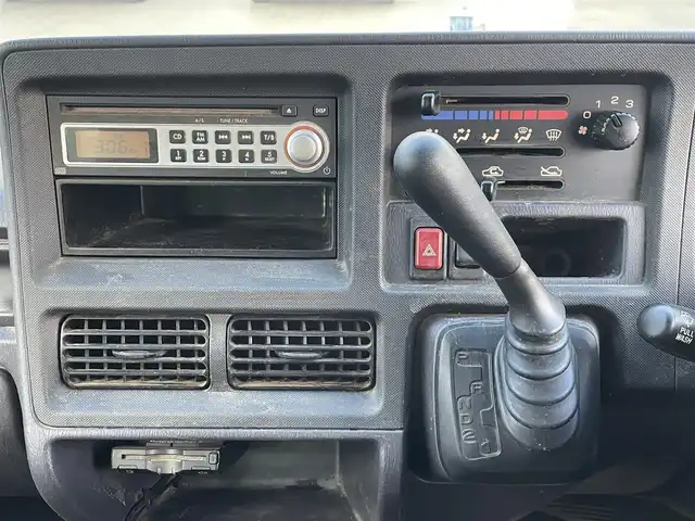 スバル サンバー トランスポーター 群馬県 2011(平23)年 6.8万km スターリングシルバー 純正オーディオ/（CD/ラジオ）/ETC/ハロゲンライト/ヘッドライトレベライザー/パワーウィンドウ/ドアバイザー/純正ゴムマット