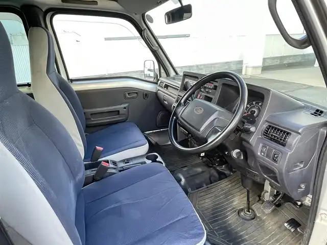 スバル サンバー トランスポーター 群馬県 2011(平23)年 6.8万km スターリングシルバー 純正オーディオ/（CD/ラジオ）/ETC/ハロゲンライト/ヘッドライトレベライザー/パワーウィンドウ/ドアバイザー/純正ゴムマット