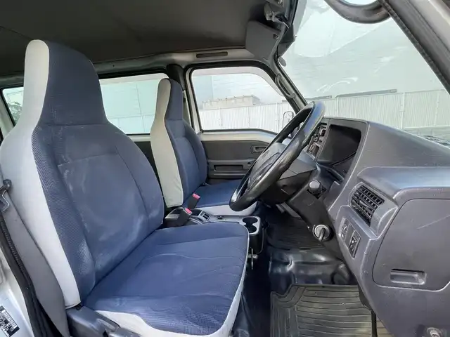 スバル サンバー トランスポーター 群馬県 2011(平23)年 6.8万km スターリングシルバー 純正オーディオ/（CD/ラジオ）/ETC/ハロゲンライト/ヘッドライトレベライザー/パワーウィンドウ/ドアバイザー/純正ゴムマット