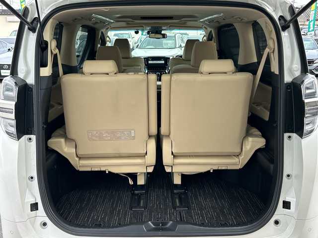 トヨタ ヴェルファイア V 栃木県 2018(平30)年 4.5万km ホワイトパールクリスタルシャイン 純正ナビ/Ｂｌｕｅｔｏｏｔｈ/フルセグＴＶ/バックカメラ/ドライブレコーダー/ＥＴＣ/スペアキー/両側パワースライドドア/パワーバックドア/パワーシート/レザーシート/エアシート/後席エアコン/ＬＥＤヘッドライト/MT付AT/三列シート/オットマン/ABS/横滑り防止機能/コーナーセンサー/レーンキープアシスト/盗難防止装置