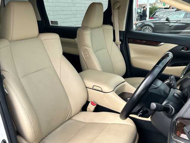 トヨタ ヴェルファイア V 栃木県 2018(平30)年 4.5万km ホワイトパールクリスタルシャイン 純正ナビ/Ｂｌｕｅｔｏｏｔｈ/フルセグＴＶ/バックカメラ/ドライブレコーダー/ＥＴＣ/スペアキー/両側パワースライドドア/パワーバックドア/パワーシート/レザーシート/エアシート/後席エアコン/ＬＥＤヘッドライト/MT付AT/三列シート/オットマン/ABS/横滑り防止機能/コーナーセンサー/レーンキープアシスト/盗難防止装置