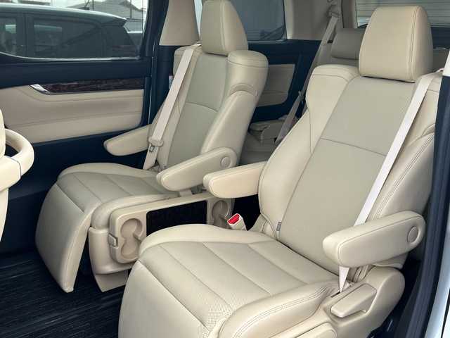 トヨタ ヴェルファイア V 栃木県 2018(平30)年 4.5万km ホワイトパールクリスタルシャイン 純正ナビ/Ｂｌｕｅｔｏｏｔｈ/フルセグＴＶ/バックカメラ/ドライブレコーダー/ＥＴＣ/スペアキー/両側パワースライドドア/パワーバックドア/パワーシート/レザーシート/エアシート/後席エアコン/ＬＥＤヘッドライト/MT付AT/三列シート/オットマン/ABS/横滑り防止機能/コーナーセンサー/レーンキープアシスト/盗難防止装置