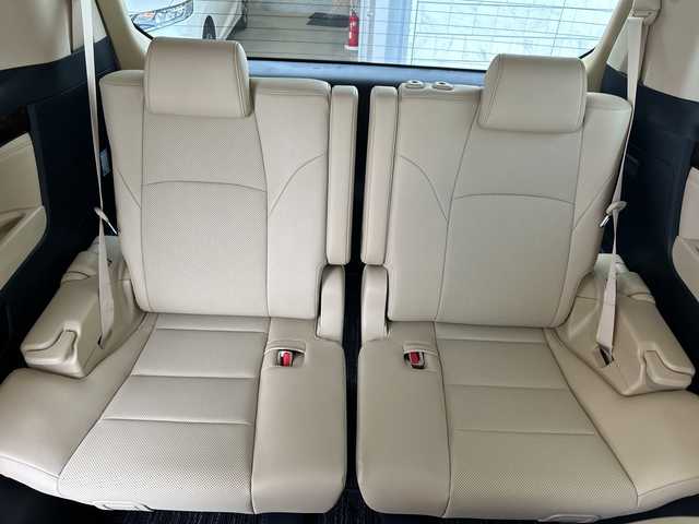 トヨタ ヴェルファイア V 栃木県 2018(平30)年 4.5万km ホワイトパールクリスタルシャイン 純正ナビ/Ｂｌｕｅｔｏｏｔｈ/フルセグＴＶ/バックカメラ/ドライブレコーダー/ＥＴＣ/スペアキー/両側パワースライドドア/パワーバックドア/パワーシート/レザーシート/エアシート/後席エアコン/ＬＥＤヘッドライト/MT付AT/三列シート/オットマン/ABS/横滑り防止機能/コーナーセンサー/レーンキープアシスト/盗難防止装置