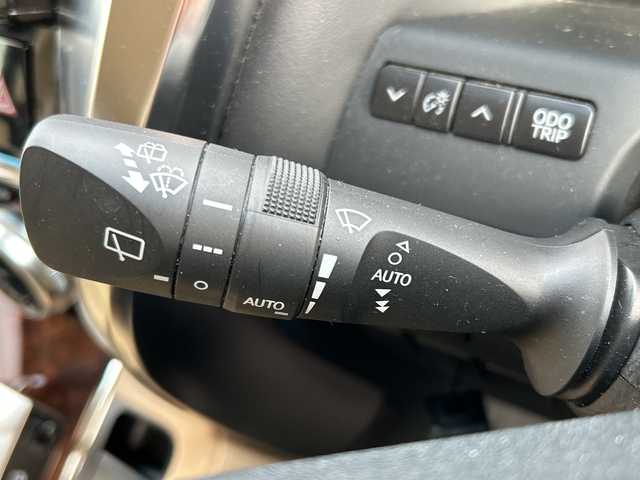 トヨタ ヴェルファイア V 栃木県 2018(平30)年 4.5万km ホワイトパールクリスタルシャイン 純正ナビ/Ｂｌｕｅｔｏｏｔｈ/フルセグＴＶ/バックカメラ/ドライブレコーダー/ＥＴＣ/スペアキー/両側パワースライドドア/パワーバックドア/パワーシート/レザーシート/エアシート/後席エアコン/ＬＥＤヘッドライト/MT付AT/三列シート/オットマン/ABS/横滑り防止機能/コーナーセンサー/レーンキープアシスト/盗難防止装置