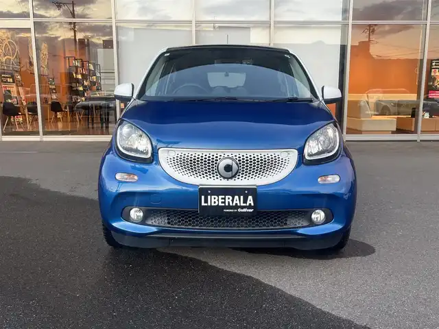 スマート ＭＣＣ スマート フォーフォー プライム 岐阜県 2016(平28)年 4.2万km 青／白 ムーンルーフ/本革シート/純正オーディオ/　FM/　AM/クルーズコントロール/前後ドライブレコーダー/前席シートヒーター/衝突警告機能/ETC/純正AW付タイヤ4本車載