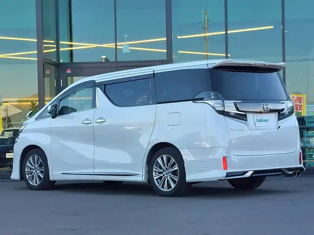 トヨタ ヴェルファイア Z Aエディション ゴールデンアイズ 東京都 2016(平28)年 4.7万km ホワイトパールクリスタルシャイン モデリスタエアロ/純正10インチナビ/フルセグ/バックカメラ/ビルトインETC/ドライブレコーダー/両側パワースライドドア/パワーテールゲート/ハーフレザーシート/AC100V/プリクラッシュセーフティ/レーダークルーズコントロール/クリアランスソナー/スマートキー/LEDヘッドライト/純正18インチAW