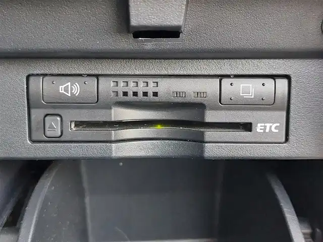 トヨタ ヴェルファイア Z Aエディション ゴールデンアイズ 東京都 2016(平28)年 4.7万km ホワイトパールクリスタルシャイン モデリスタエアロ/純正10インチナビ/フルセグ/バックカメラ/ビルトインETC/ドライブレコーダー/両側パワースライドドア/パワーテールゲート/ハーフレザーシート/AC100V/プリクラッシュセーフティ/レーダークルーズコントロール/クリアランスソナー/スマートキー/LEDヘッドライト/純正18インチAW