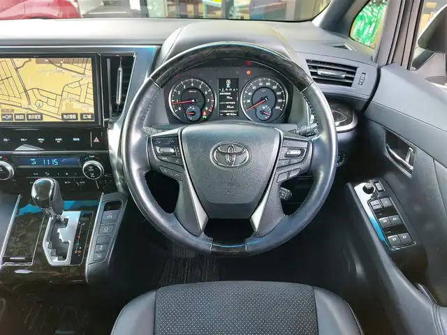 トヨタ ヴェルファイア Z Aエディション ゴールデンアイズ 東京都 2016(平28)年 4.7万km ホワイトパールクリスタルシャイン モデリスタエアロ/純正10インチナビ/フルセグ/バックカメラ/ビルトインETC/ドライブレコーダー/両側パワースライドドア/パワーテールゲート/ハーフレザーシート/AC100V/プリクラッシュセーフティ/レーダークルーズコントロール/クリアランスソナー/スマートキー/LEDヘッドライト/純正18インチAW