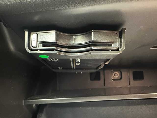 ボルボ ＸＣ９０ T6 AWD インスクリプション 兵庫県 2019(令1)年 8.5万km オニキスブラックP 純正HDDナビ/（CD、DVD、フルセグTV、BT）/Apple Car Play/Andoroid Auto/アラウンドビューモニター/バックカメラ/前方ドライブレコーダー/パワーバックドア/前後コーナーセンサー/オートハイビーム/純正フロアマット/ETC/レザーシート/パワーシート/シートヒーター/シートベンチレーション/ステアリングヒーター/スマートキー×2本/アイドリングストップ/4WD/自動駐車/コーナリングライト/ブラインドスポットモニター/LKA/CTA/PCS/harman/kardon/追従式クルーズコントロール/ルーフレール/純正20インチアルミホイール