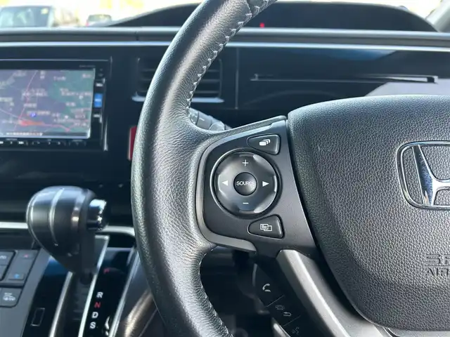 ホンダ ステップワゴン スパーダ ホンダセンシング 栃木県 2018(平30)年 5.5万km プレミアムスパークルブラックパール ホンダセンシング/・衝突軽減ブレーキ（CMBS）/・誤発進抑制機能/・先行車発進お知らせ機能/・路外逸脱抑制機能（RDMS）/・標識認識機能/・VSA（車両挙動安定化制御システム）/純正フリップダウンモニター/純正9インチナビ/フルセグTV/DVD/Bluetooth/USB/TVキャンセラー/バックカメラ/ビルトインETC/前席シートヒーター/両側パワースライドドア/アダプティブクルーズコントロール/スマートキー×2/プッシュEgスタート/ステアリングリモコン/LEDオートライト/LEDフォグランプ/純正17インチAW/アイドリングストップ/横滑り防止装置/パドルシフト/無限フロアマット