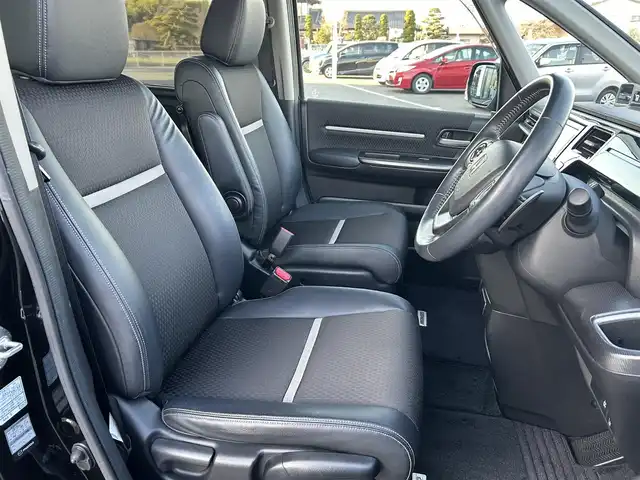 ホンダ ステップワゴン スパーダ ホンダセンシング 栃木県 2018(平30)年 5.5万km プレミアムスパークルブラックパール ホンダセンシング/・衝突軽減ブレーキ（CMBS）/・誤発進抑制機能/・先行車発進お知らせ機能/・路外逸脱抑制機能（RDMS）/・標識認識機能/・VSA（車両挙動安定化制御システム）/純正フリップダウンモニター/純正9インチナビ/フルセグTV/DVD/Bluetooth/USB/TVキャンセラー/バックカメラ/ビルトインETC/前席シートヒーター/両側パワースライドドア/アダプティブクルーズコントロール/スマートキー×2/プッシュEgスタート/ステアリングリモコン/LEDオートライト/LEDフォグランプ/純正17インチAW/アイドリングストップ/横滑り防止装置/パドルシフト/無限フロアマット