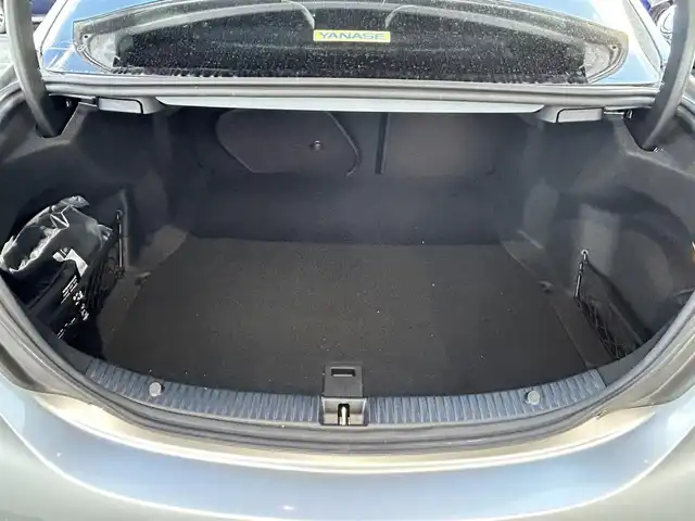 メルセデス・ベンツ Ｃ２００ アバンギャルド AMGライン 奈良県 2019(平31)年 2.6万km イリジウムシルバー /純正ナビ/BT/USB/フルセグTV//衝突軽減システム//レーダークルーズコントロール/レーンキープアシスト//エアサス/クリアランスソナー/アクティブパーキングアシスト///BSM/アイドリングストップ//前席シートヒーター//前席パワーシート・メモリシート//パドルシフト//バックカメラ//ステアリングスイッチ//革巻きステアリング//黒本革シート//スペアキーｘ１//オートリトラドアミラー//プッシュスタート//フォグ//LEDオートライト//前後ドライブレコーダー//ETC//18インチAW//保証書・取扱説明書