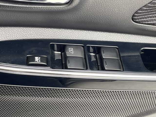 日産 デイズ ルークス ハイウェイスターX Gパッケージ 千葉県 2018(平30)年 4.6万km プレミアムパープルP 純正ナビ（Bluetooth/CD/DVD/SD/フルセグ/AUX）/純正フロアマット/両側パワースライドドア/前方ドライブレコーダー/純正アルミホイール/プッシュスタート/スマートキー/ウィンカーミラー/ステアリングスイッチ/衝突軽減ブレーキ/オートライト/アイドリングストップ/ドアバイザー/サーキュレーター/フォグランプ