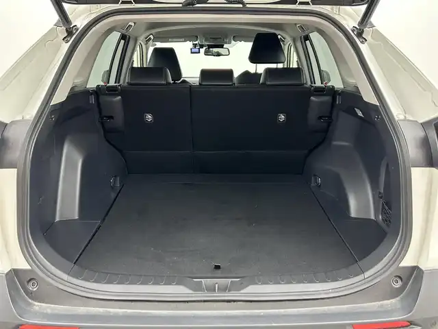 トヨタ ＲＡＶ４ ハイブリッドG 福岡県 2020(令2)年 3万km ホワイトパールクリスタルシャイン 純正９型ナビ　/バックカメラ　/ＥＴＣ　/前後ドラレコ　/ＡＣＣ　/コーナーセンサー　/衝突軽減ブレーキ　/レーンキープ　/ＢＳＭ　/ＰＫＳＢ　/ＭＴモード付　/本革　/パワーシート　/シートヒーター　/パワーリアゲート　/ＬＥＤ