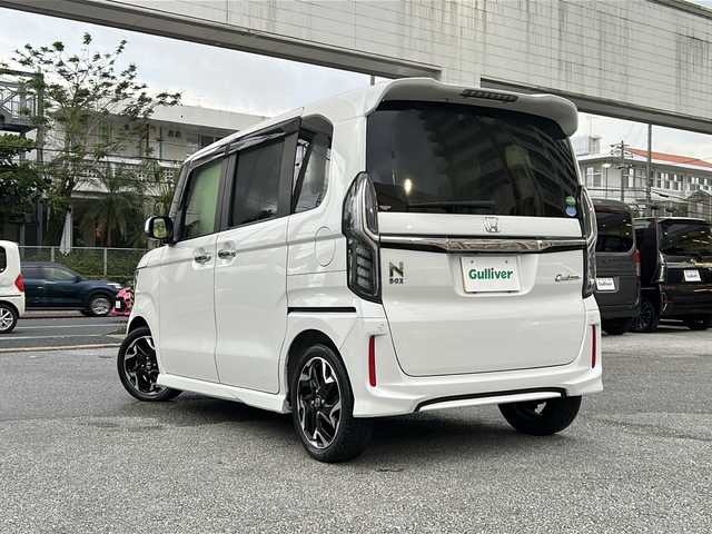 ホンダ Ｎ ＢＯＸ カスタム G L ターボ ホンダセンシング 沖縄県 2020(令2)年 2.3万km プラチナホワイトパール ワンオーナー/純正ナビ　/　（ＡＭ／ＦＭ／ＣＤ／ＤＶＤ／ＢＴ）　/フルセグＴＶ　/バックモニター　/両側パワスラ　/ハーフレザー　/シートヒーター　/衝突軽減　/レーダークルーズコントロール　/ナビ連動前後ドラレコ　/純正フロアマット/純正15インチAW/スペアキー