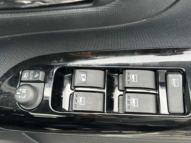 ダイハツ ムーヴ キャンバス G ブラックインテリア リミテッド SAⅢ 千葉県 2020(令2)年 2.1万km スムースグレーマイカメタリック/ブラックマイカメタリック 2トーン １オーナー　８型ナビＮＳＺＮ－Ｘ７１Ｄ　全方位カメラ　両側パワースライドドア　ＥＴＣ　スマアシ３　ステアリングスイッチ　スマートキー　プッシュスタート　ＬＥＤライト　オートライト マット バイザー