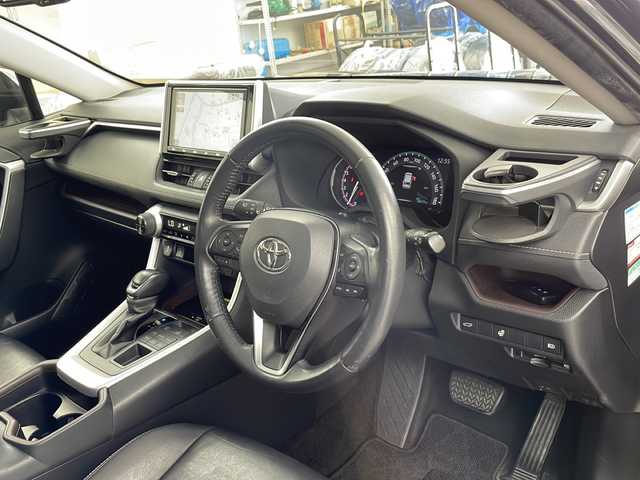 トヨタ ＲＡＶ４ G 道央・札幌 2019(令1)年 5.5万km グレーメタリック ・4WD  / モデリスタエアロ/・トヨタセーフティセンス/・レーダークルーズコントロール/・プリクラッシュセーフティ/・純正ディーラーOP  9インチナビ/・DVD.CD.SD.Bluetooth/・フルセグ/バックカメラ/・ムーンルーフ/・パワーバックドア/・置くだけ充電/・コーナーセンサー/・シートヒーター/パワーシート/・レザーシート/・LEDライト/オートハイビーム/・ETC/・横滑り防止