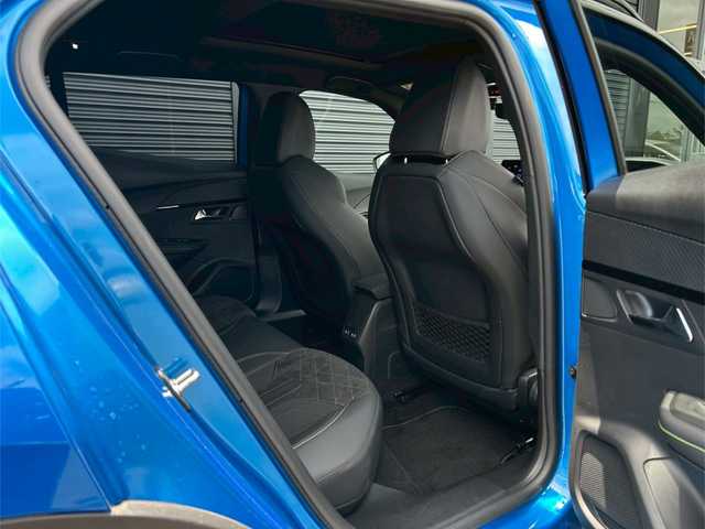 プジョー プジョー ２００８ GT ブルー HDi 茨城県 2023(令5)年 1.7万km 青 1オーナー/ パノラマSR /ACC /LKA /BSM /純正ナビ /360度カメラ /CarPlay/TV /BT /USB /半革シート /シートヒーター /LED /オートハイビーム /前後ドラレコ /純正17インチAW /ETC/禁煙車