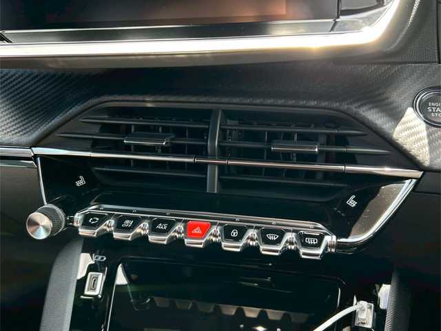 プジョー プジョー ２００８ GT ブルー HDi 茨城県 2023(令5)年 1.7万km 青 1オーナー/ パノラマSR /ACC /LKA /BSM /純正ナビ /360度カメラ /CarPlay/TV /BT /USB /半革シート /シートヒーター /LED /オートハイビーム /前後ドラレコ /純正17インチAW /ETC/禁煙車