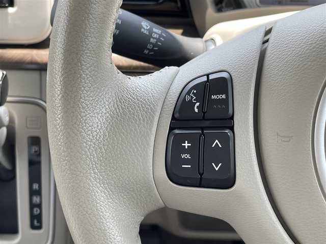 スズキ ラパン モード 千葉県 2019(令1)年 3.4万km ピュアホワイトP 社外ナビ【ワンセグ、BT、CD、AM、FM】/レーダーブレーキサポート/アイドリングストップ/前席シートヒーター/前ドライブレコーダー（NX-DR W22）/純正ホイールキャップ/純正フロアマット/オートライト/ETC/バックカメラ/プッシュスタート/スマートキー×２/ステアリングスイッチ/保証書/取扱説明書/ドアバイザー