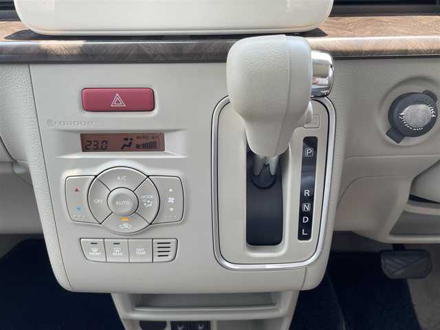 スズキ ラパン モード 千葉県 2019(令1)年 3.4万km ピュアホワイトP 社外ナビ【ワンセグ、BT、CD、AM、FM】/レーダーブレーキサポート/アイドリングストップ/前席シートヒーター/前ドライブレコーダー（NX-DR W22）/純正ホイールキャップ/純正フロアマット/オートライト/ETC/バックカメラ/プッシュスタート/スマートキー×２/ステアリングスイッチ/保証書/取扱説明書/ドアバイザー