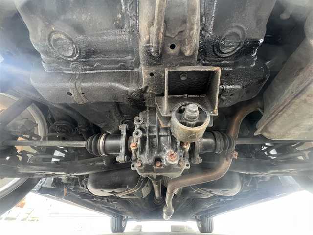 スズキ スイフト RS 秋田県 2013(平25)年 9万km スーパーブラックパール ４WD/ワンオーナー/社外ナビ/フルセグ/純正アルミ/スマートキー/クルーズコントロール/プッシュスタート/ステアリングスイッチ/パドルシフト/前席シートヒーター/ETC/純正フロアマット/純正ドアバイザー/オートライト/オートエアコン/パワーステアリング/パワーウィンドウ/横滑り防止/電動格納ウィンカーミラー/保証書/取扱説明書/記録簿