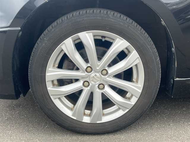 スズキ スイフト RS 秋田県 2013(平25)年 9万km スーパーブラックパール ４WD/ワンオーナー/社外ナビ/フルセグ/純正アルミ/スマートキー/クルーズコントロール/プッシュスタート/ステアリングスイッチ/パドルシフト/前席シートヒーター/ETC/純正フロアマット/純正ドアバイザー/オートライト/オートエアコン/パワーステアリング/パワーウィンドウ/横滑り防止/電動格納ウィンカーミラー/保証書/取扱説明書/記録簿