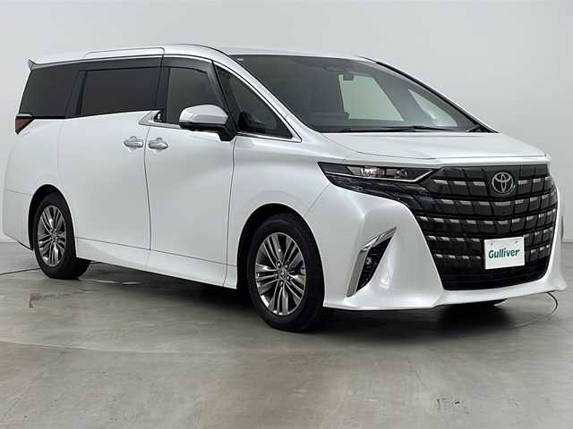 トヨタ アルファードハイブリット Z 道央・札幌 2023(令5)年 2.3万km プラチナホワイトパールマイカ ・ワンオーナー/・純正ナビ&BT&USB&Miracast&HDMI/・純正フリップダウンモニター/・パワーバックドア/・両側パワースライドドア/・左右独立ムーンルーフ/・トヨタセーフティセンス/・プリクラッシュセーフティ/・レーントレーシングアシスト/・レーンディパーチャーアラート/・レーダークルーズコントロール/・ロードサインアシスト/・プロアクティブドライビングアシスト/・発進遅れ告知機能/・リヤクロストラフィックアラート/・ブラインドスポットモニター/・安心降車アシスト/・前席/２列目シートヒーター/・前席/２列目ベンチレーションシート/・ステアリングヒーター/・デジタルインナーミラー/・置くだけ充電/・社外前後ドライブレコーダー/・社外レーダー/・ビルトインETC2.0/・TVキャンセラー/・AC100V/・ステアリングスイッチ/・ドアミラーヒーター/・電動格納ミラー/・純正フロアマット/・プッシュスタート/・3眼LEDヘッドランプ/・オートライト/・オートマチックハイビーム/・スマートキー