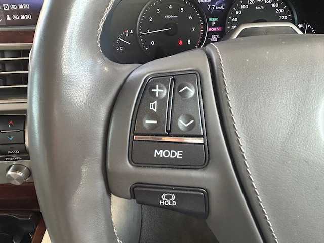 レクサス ＬＳ 600hL エグゼクティブP 青森県 2014(平26)年 4.6万km ソニックチタニウム 4WD/ナイトビュー/マークレビンソン/後席モニター/ベージュ本革シート/プリクラッシュセーフティ/レーダークルーズコントロール/BSM/バックカメラ/クリアランスソナー/純正ナビ(BT/フルセグ/DVD/CD/ラジオ)/ステアリングヒーター/シートヒーター/エアーシート/ビルトインETC/LEDヘッドライト/LEDフォグライト/オートライト/オートマチックハイビーム/コーナーポール/パワーシート/スペアキー/新車時保証書/取扱説明書