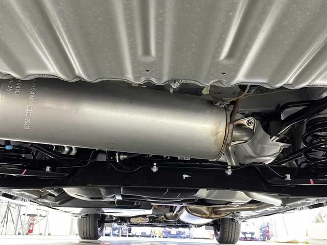 日産 セレナ e－パワー ハイウェイスター V 岐阜県 2025(令7)年 0.1千km パールⅡ 登録済み未使用車/純正12.3インチワイド日産コネクトナビ/AM FM/フルセグテレビ/USB/Bluetooth /HDMI/Apple CarPlay /Android Auto/革巻きステアリング/ステアリングリモコン/両側パワースライド/ハンズフリーオートスライドドア/デジタルインナーミラー/アラウンドビューモニター/置くだけ充電機/ビルトインETC2.0/純正前後ドラレコ/SOSコール/プロパイロット/レーダークルーズコントロール/ハンドル支援/車線逸脱警報/車線逸脱防止支援/後側方車両検知警報/後側方衝突防止支援/前方衝突防止支援/踏み間違い衝突防止支援/先行者発信お知らせ機能/標識検知支援/後退時車両検知警報/移動物検知機能/前後ソナー/ふらつき警報