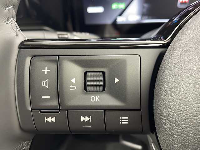 日産 セレナ e－パワー ハイウェイスター V 岐阜県 2025(令7)年 0.1千km パールⅡ 登録済み未使用車/純正12.3インチワイド日産コネクトナビ/AM FM/フルセグテレビ/USB/Bluetooth /HDMI/Apple CarPlay /Android Auto/革巻きステアリング/ステアリングリモコン/両側パワースライド/ハンズフリーオートスライドドア/デジタルインナーミラー/アラウンドビューモニター/置くだけ充電機/ビルトインETC2.0/純正前後ドラレコ/SOSコール/プロパイロット/レーダークルーズコントロール/ハンドル支援/車線逸脱警報/車線逸脱防止支援/後側方車両検知警報/後側方衝突防止支援/前方衝突防止支援/踏み間違い衝突防止支援/先行者発信お知らせ機能/標識検知支援/後退時車両検知警報/移動物検知機能/前後ソナー/ふらつき警報