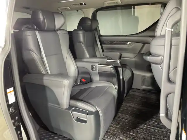 トヨタ アルファード S Cパッケージ 神奈川県 2020(令2)年 3.9万km ブラック 純正9型ディスプレイオーディオ/TコネクトSDナビ/CD/DVDデッキ/フルセグ　AM FM USB　Miracast　Bluetooth/両側電動スライドドア【サンシェード】/モデリスタエアロ【フロント/サンド/リア】/パワーバックドア/デジタルインナーミラー/AC100Vコンセント/SOSコール/セーフティセンス/プリクラッシュセーフティ/レーントレーシングアシスト/ロードサインアシスト/アダブティブハイビームシステム/レーダークルーズコントロール/インテリジェントクリアランスソナー/ブラインドスポットモニター/リアクロストラフィックアラート/パーキングサポートブレーキ/助手席パワーオットマン/2列目エグゼクティブパワーオットマン/ウッド/革コンビステアリング/ステアリングヒーター/合皮シート/前席シートヒーター/ベンチレーション/電動パーキングブレーキ/ブレーキオートホールド/ETC/プッシュスタート/スマートキー/LEDヘッドランプ/オートライト/LEDフロントフォグランプ/LEDシーケンシャルターンランプ/純正18インチアルミホイール