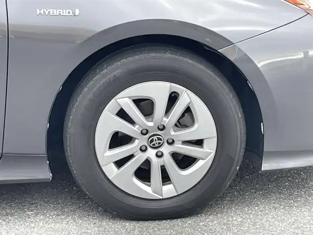 トヨタ プリウス S 佐賀県 2016(平28)年 14.3万km ウォームグレーオパール こちらは現金またはオートローンご利用時の価格です/自社ローンご希望の方は別途その旨お申付け下さい/禁煙車　/セーフティーセンス/ナビ/CD/ＥＴＣ　/バックカメラ　/純正フロアマット