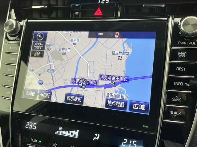 トヨタ ハリアー エレガンス 千葉県 2017(平29)年 4万km ホワイトパールクリスタルシャイン 純正ナビ/フルセグTV/バックカメラ/プリクラッシュセーフティ/レーンキープアシスト/レーダークルーズコントロール/オートハイビーム/パワーシート/ステアリングスイッチ/ハーフレザーシート/ETC/純正18インチAW