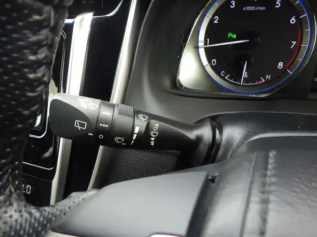 トヨタ ハリアー エレガンス 千葉県 2020(令2)年 1.8万km ホワイトパールクリスタルシャイン Toyota Safety Sense/・プリクラッシュセーフティ/・レーンディパーチャーアラート/・オートハイビーム/・レーダークルーズコントロール/純正SDナビ/地デジTV/【DVD/CD再生機能　Bluetooth接続】/バックカメラ/運転席パワーシート/ハーフレザーシート/革巻きステアリング/ETC/LEDヘッドライト/フォグライト/ウインカーミラー/フロントコーナーセンサー/純正17インチアルミホイル/サイド/カーテンエアバッグ/スマートキー