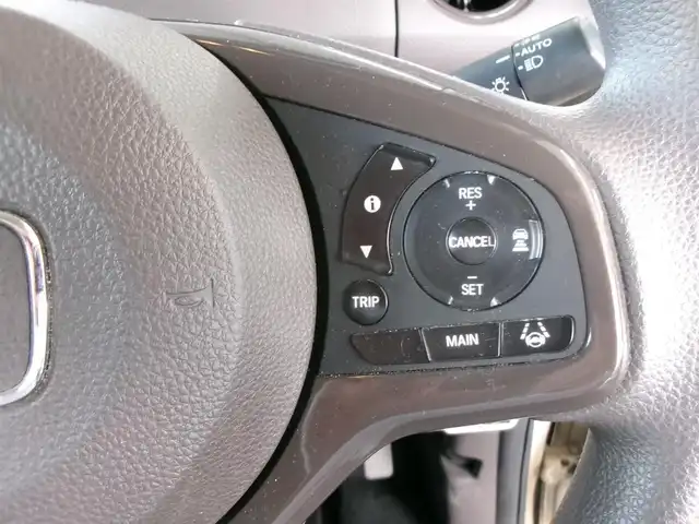 ホンダ Ｎ ＢＯＸ G L ホンダセンシング 群馬県 2018(平30)年 7.1万km プレミアムアイボリーパールⅡ ワンオーナー/ホンダセンシング/純正ナビ・フルセグTV・BT・DVD/　(VXM-184VFi)/バックモニター/リモコンエンジンスターターRS-18Jシリーズ/　(スマートキー一体型)/スマートキー＆プッシュスタート/両側パワースライドドア/ビルトインETC/前席シートヒーター/4WD/スタイルチェックライト/プラズマクラスター搭載LEDルーフ照明/社外14インチアルミホイール/社外ドライブレコーダー(SD欠)/R3.5.6年記録簿/保証書＆取説