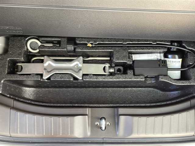 ホンダ Ｎ ＢＯＸ L コーディネートスタイル 鳥取県 2022(令4)年 3.4万km プレミアムアイボリーパールⅡ 純正ナビ（VXM-204VFI)/バックカメラ/フルセグＴＶ　ＤＶＤ　ＣＤ Bluetooth　ＵＳＢ SD/ＥＴＣ/追従型クルーズコントロール/両側パワースライド/オートホールド/シートヒーター/リヤソナー/オートライト/シートバックテーブル/ロールサンシェード/スマートキー/アイドリングストップ/フロアマット/ドアバイザー/横滑り防止装置/取扱説明書