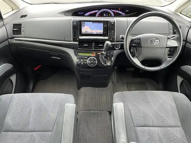 トヨタ エスティマ アエラス 島根県 2015(平27)年 8.9万km アイスチタニウムマイカメタリック 登録時走行距離88478km/ワンオーナー/純正ナビ(Bluetooth・AM・FM・CD・DVD)/フルセグTV/フリップダウンモニター/スマートキー(スペアキー×1)/クルーズコントロール/両側パワースライドドア/バックカメラ/純正フロアマット/純正18インチAW/HID/オートライト/フォグランプ/ウィンカーミラー/ステアリングスイッチ/革巻きステアリング/禁煙車