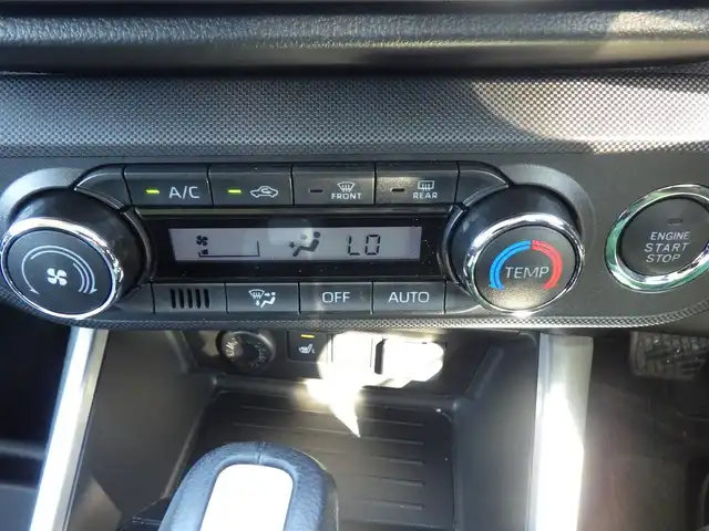 トヨタ ライズ Z 千葉県 2020(令2)年 1.5万km ナチュラルベージュマイカM 195/60R17/スマートアシストIII/レーダークルーズコントロール/エコアイドル/純正SDナビ/地デジTV/【CD再生機能　Bluetooth接続】/バックカメラ/ドライブレコーダー（前後撮影）【HDR360GW】/バックカメラ/前席シートヒーター/革巻きステアリング/ステアリングスイッチ/ETC/LEDヘッドライト/フォグライト/ウインカーミラー/コーナーセンサー/純正17インチアルミホイル/サイド/カーテンエアバッグ/キーフリーシステム