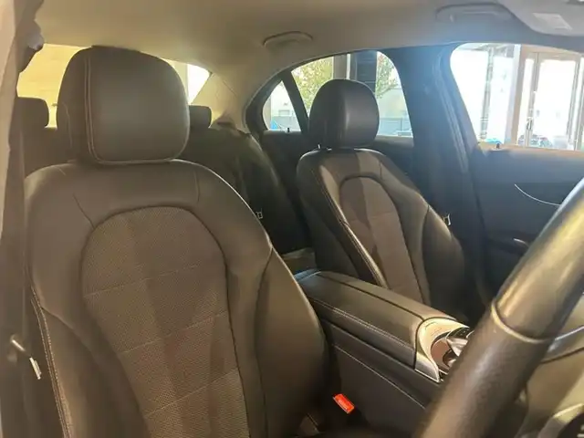 メルセデス・ベンツ Ｃ２００ 4マチックアバンギャルド 道央・札幌 2017(平29)年 5.7万km ポーラホワイト レーダーセーフティパッケージ/　・ACC/　・PRE-SAFE/　・BASプラス/　・リアCPA/　・レーンキープアシスト/　・ブラインドスポットアシスト/ベーシックパッケージ/前席シートヒーター/純正HDDナビ/フルセグTV/CD/DVD/SD/USB/Bluetooth/バックカメラ/パークトロニック/アクティブパーキングアシスト/ハーフレザーシート/運転席パワーシート/LEDヘッドライト