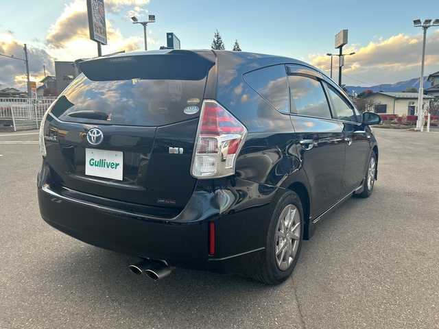 トヨタ プリウス α S チューンブラックⅡ 山梨県 2018(平30)年 4.5万km アティチュードブラックマイカ 純正ナビＴＶ　/フルセグ　/バックモニター　/ＥＴＣ　/純正ＯＰエアロ（フロント・リア・サイド）/ＬＥＤライト/フォグライト/トヨタセーフティセンス/シートヒーター/ドライブレコーダー