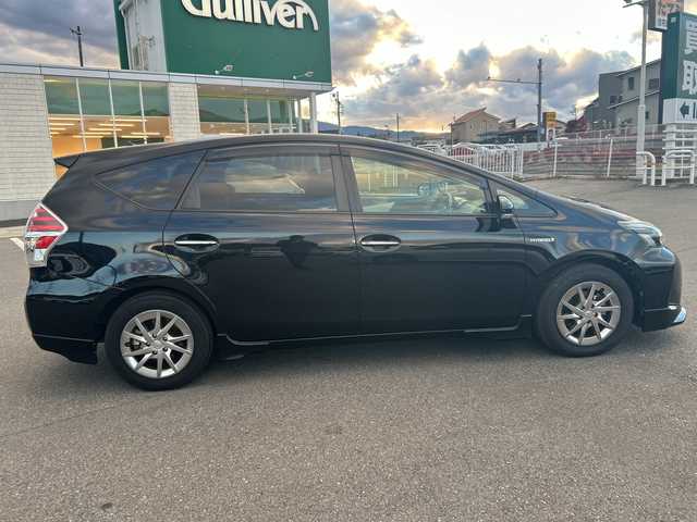 トヨタ プリウス α S チューンブラックⅡ 山梨県 2018(平30)年 4.5万km アティチュードブラックマイカ 純正ナビＴＶ　/フルセグ　/バックモニター　/ＥＴＣ　/純正ＯＰエアロ（フロント・リア・サイド）/ＬＥＤライト/フォグライト/トヨタセーフティセンス/シートヒーター/ドライブレコーダー