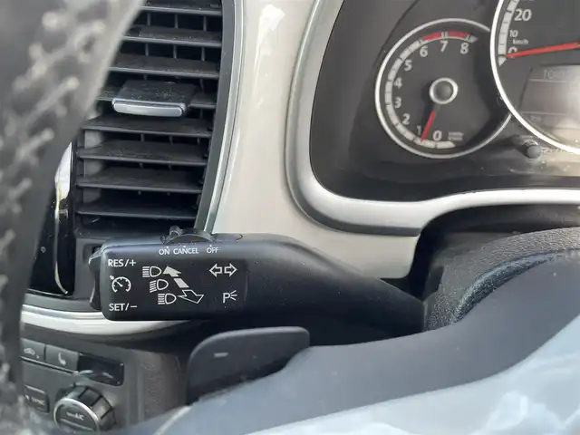 フォルクスワーゲン ザ・ビートル デザイン レザーパッケージ 福島県 2014(平26)年 6.2万km キャンディホワイト 社外メモリーナビ/CD/DVD/USB/フルセグTV/純正17インチAW/黒レザーシート/シートヒーター/キセノンライト/フォグ/リアフォグ/フロアマット/キーレス